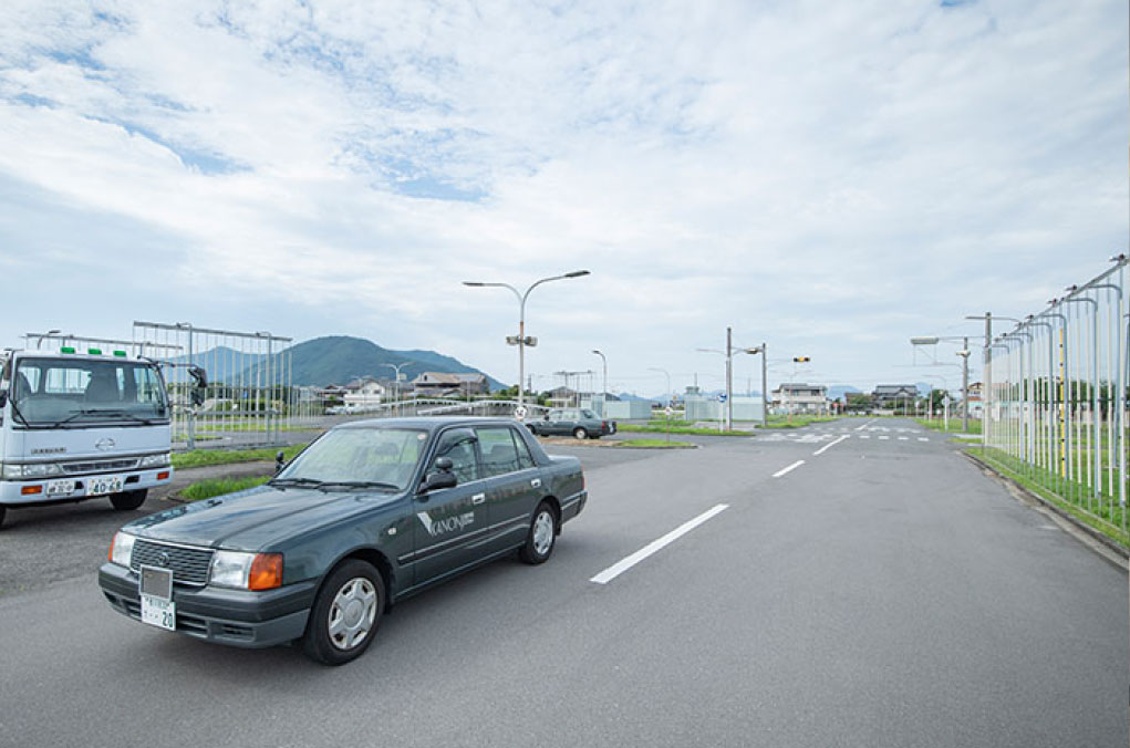 ��ǽ�ֽ���������East��